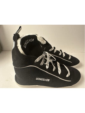 Gongshow Hockey Skate Slippers House Shoes Booties Black Faux Fur Size Mens 8/9
